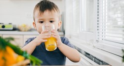 Mnoga djeca piju sokove koji sadrže arsen i olovo, tvrde stručnjaci